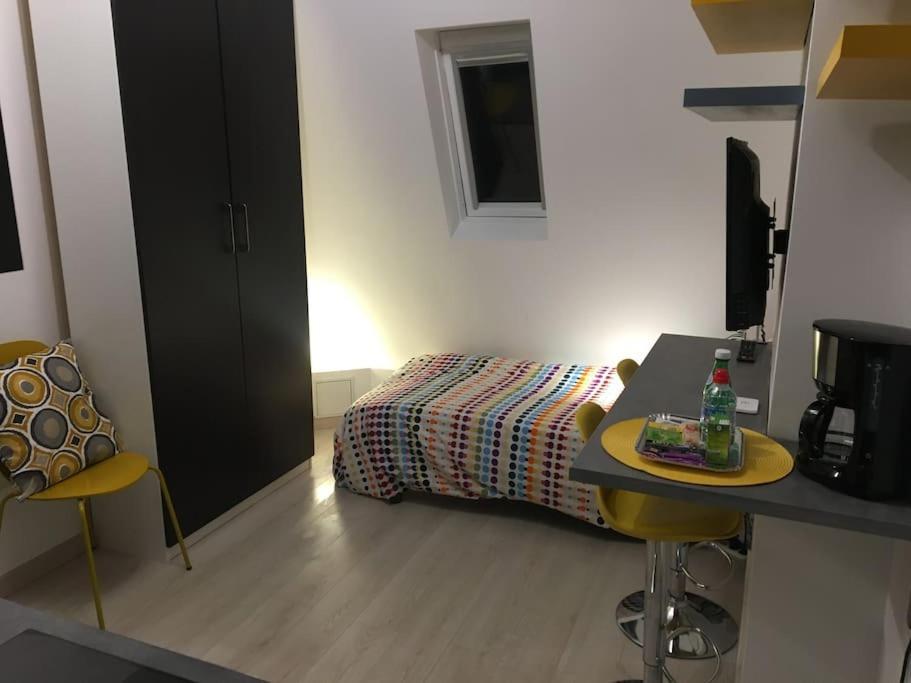 Studio Quartier Champs-elysees Apartment *